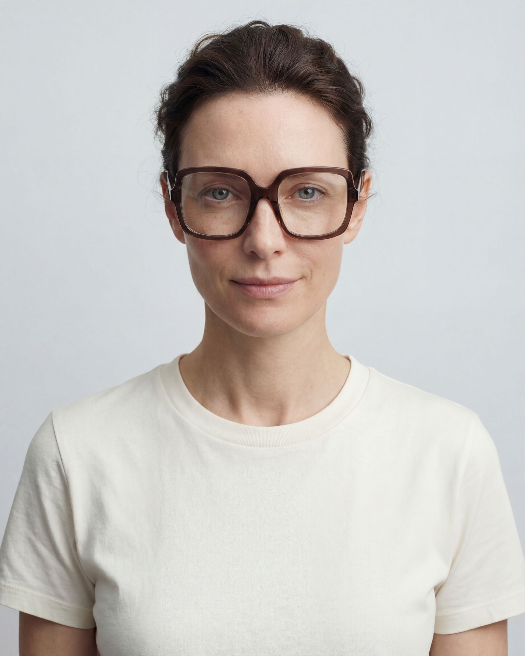 Elara Dark Brown Readers