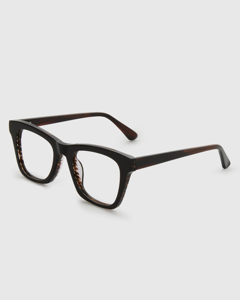 Elin Smoky Hazel Blue Light