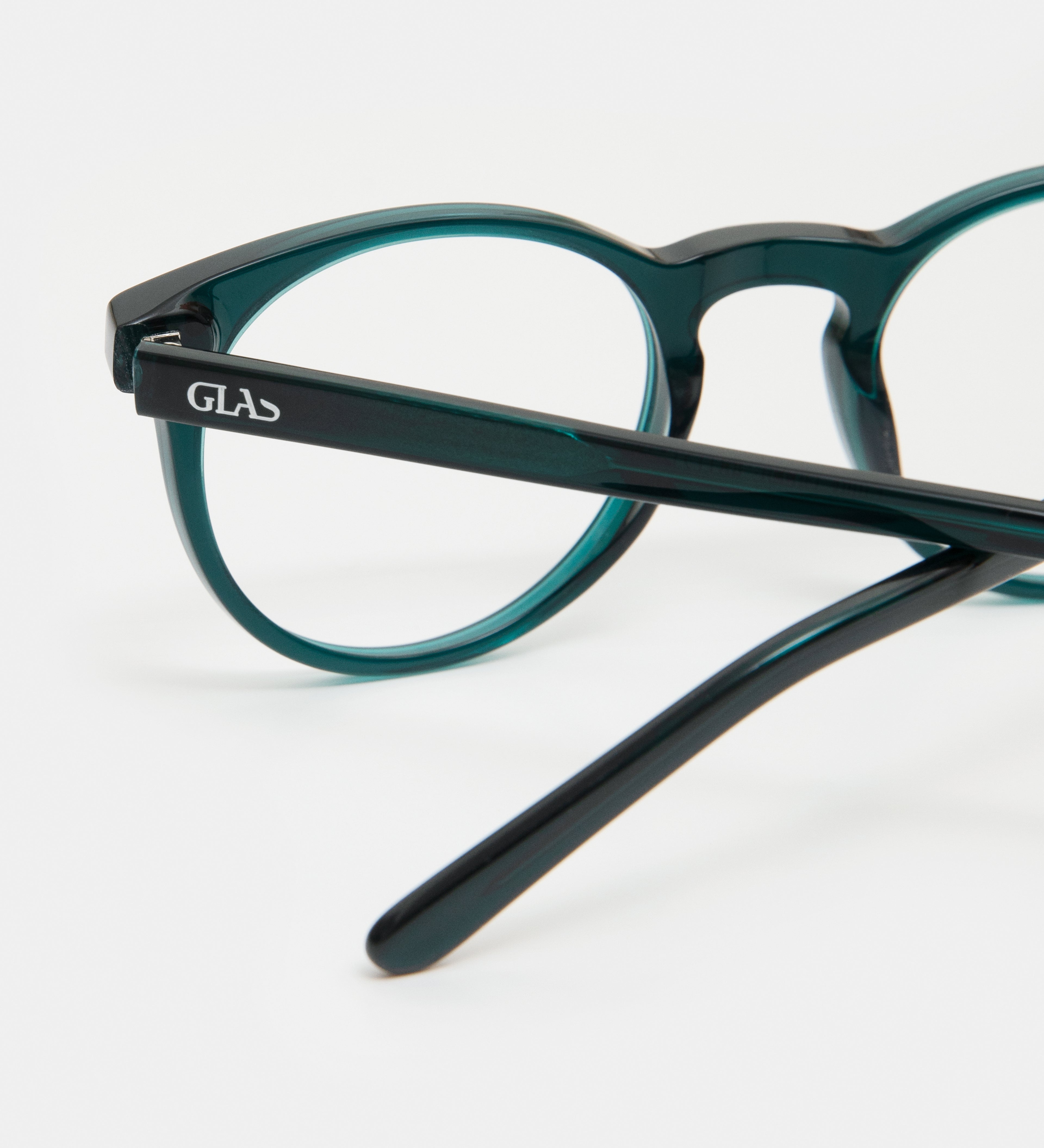 Emily Deep Green Blue Light