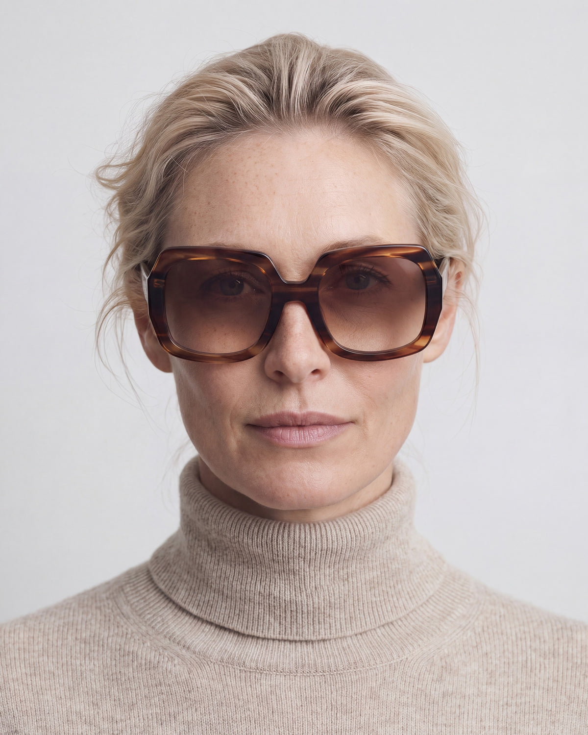 Mindy Brown Sunglasses, worn