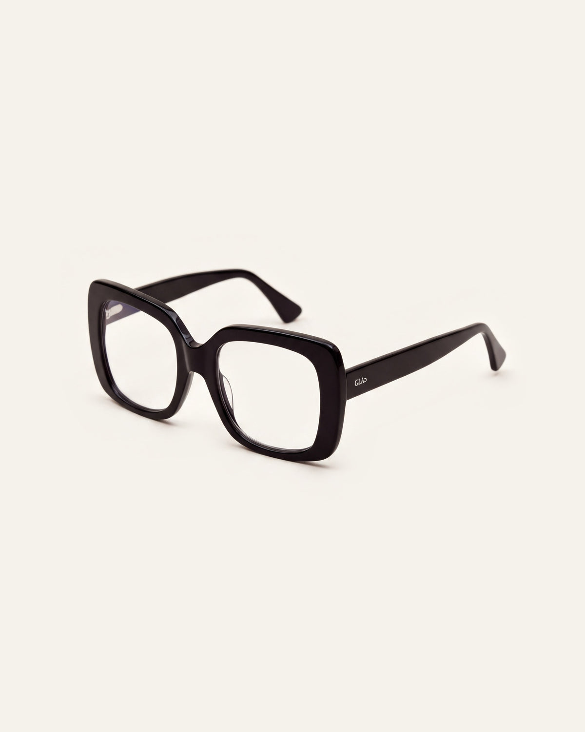 Mio Black Readers, three quarter