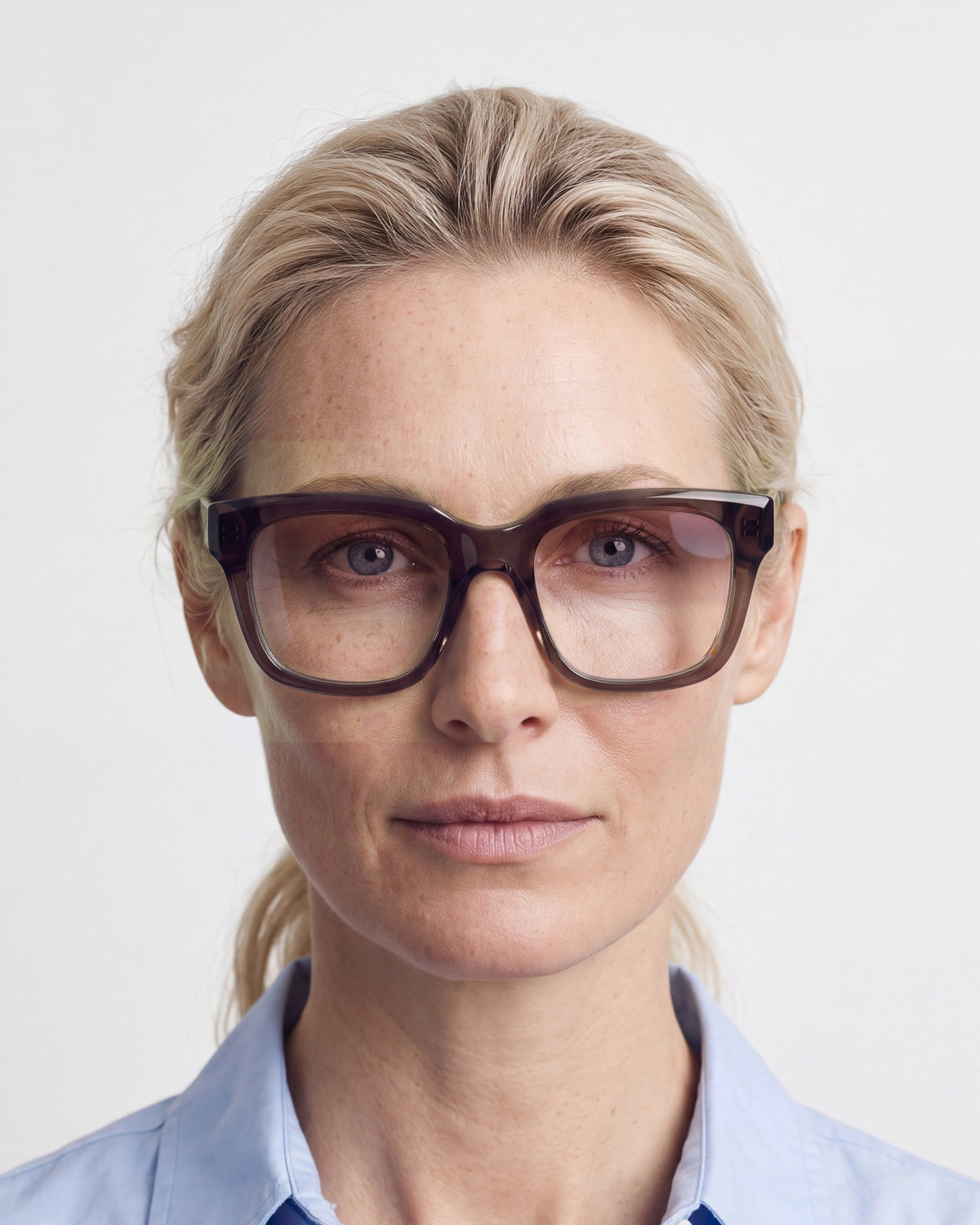 Therese in dark brown, worn, Heather lenses