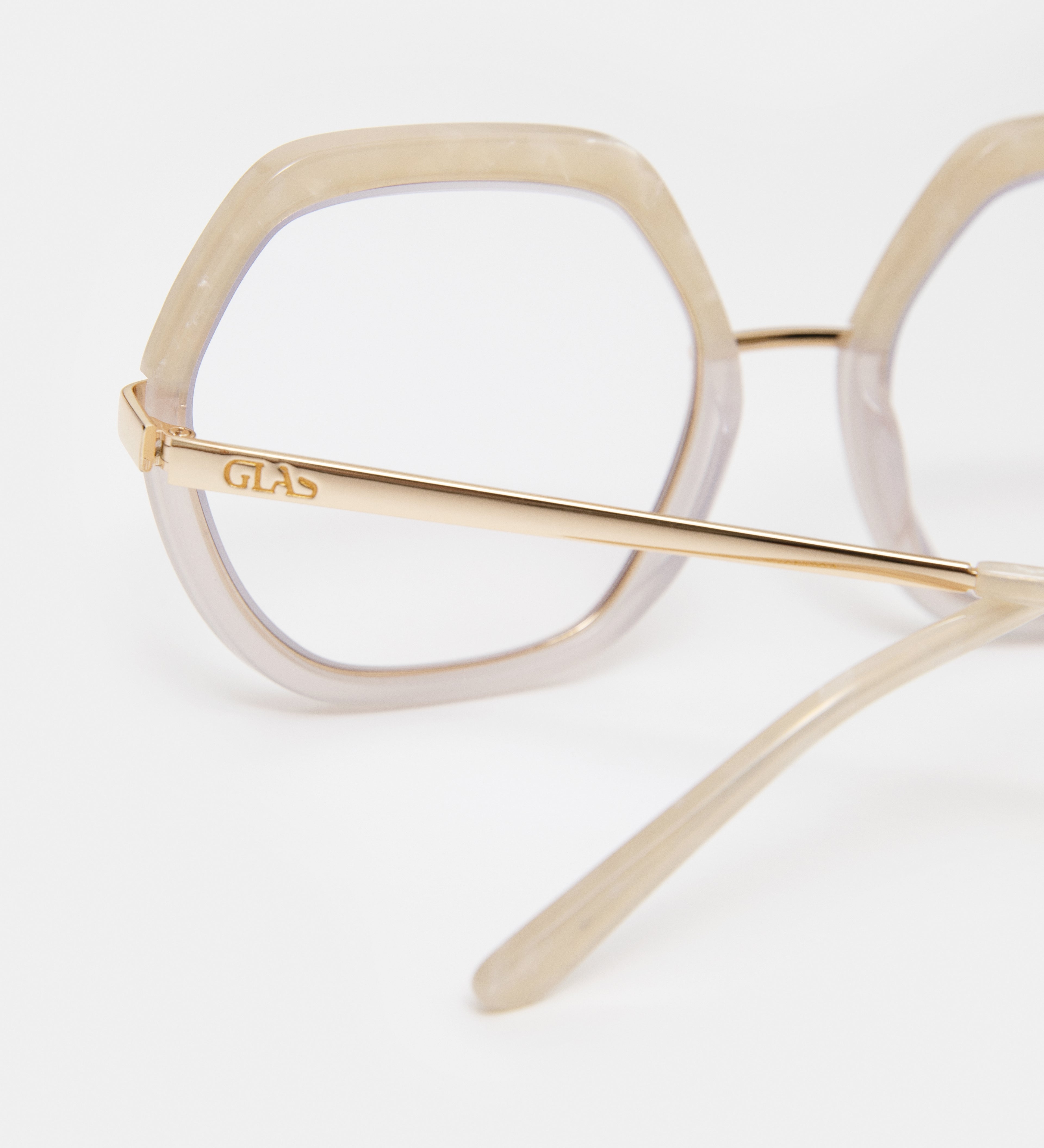 Marlene Almond Readers